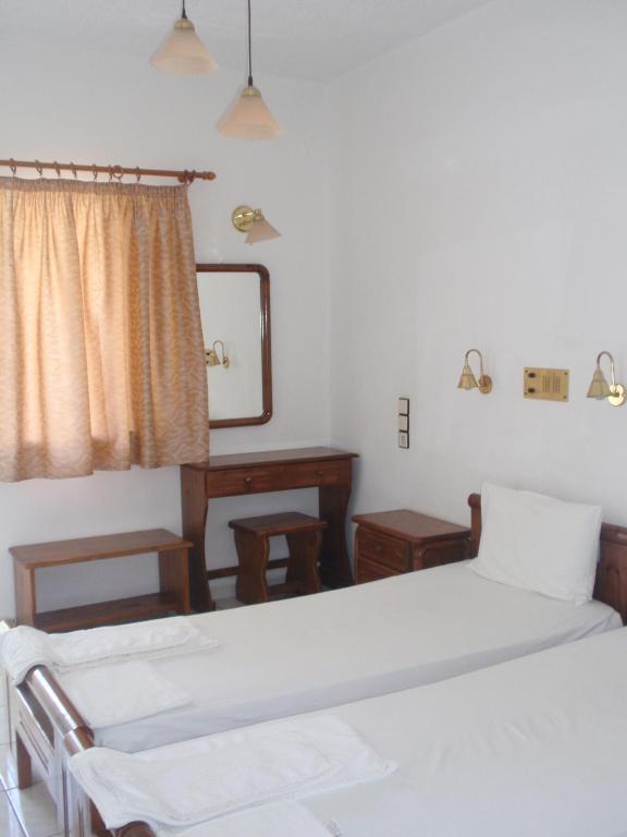 Fevro Hotel Agia Galini Chambre photo