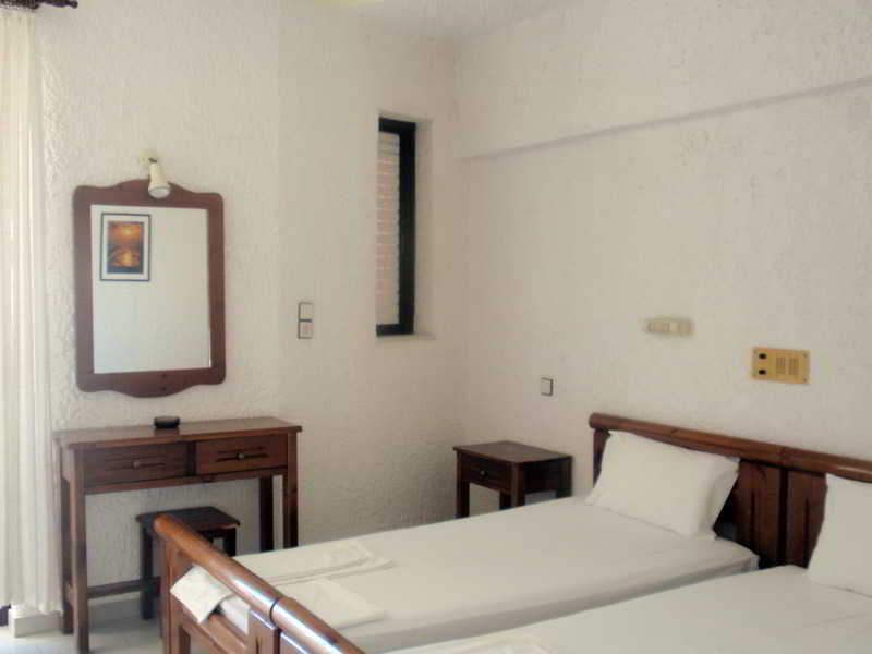 Fevro Hotel Agia Galini Extérieur photo