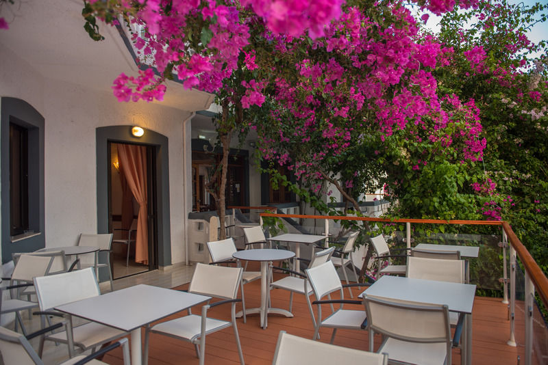 Fevro Hotel Agia Galini Extérieur photo