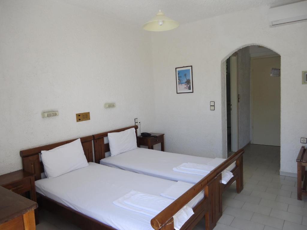 Fevro Hotel Agia Galini Extérieur photo