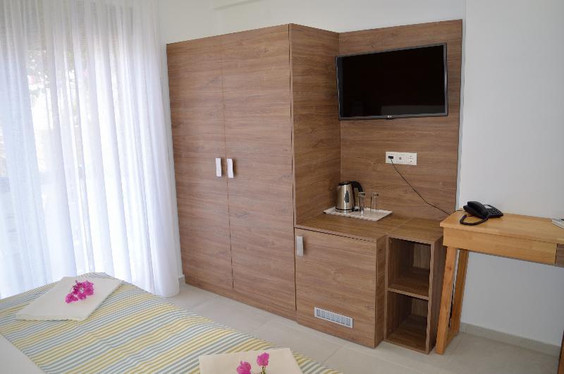 Fevro Hotel Agia Galini Extérieur photo